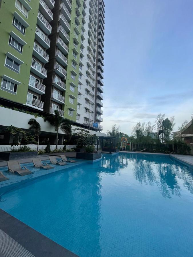Mesatierra Garden Residences Davao ภายนอก รูปภาพ